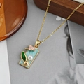 Collana di fiori di giglio retrò francese con catena d'oro e ciondolo quadrato smaltato - Collana con Pendente Giglio Quadrato / Blu