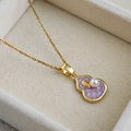 Collana vintage in oro con ciondolo a zucca in smalto viola e perla foglia di ginkgo - Collana con Pendente a Zucca / Viola