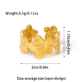Detailweergave van de gouden bloemenring met textuurblaadjes en maatspecificaties - Bloemen Open Ring (JDR25521)