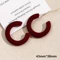 Detail of burgundy velvet C-shaped hoop earrings with soft flocked texture and golden needles - C-Shaped (7# 1PC)