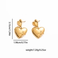 Goldene Herzohrringe aus Edelstahl mit geprägtem Sternenmuster und Maßen im Bild - Glänzendes Doppelherz Stil (1077)
