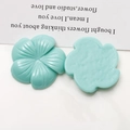 Ciondoli a fiore in resina verde menta lucida per gioielli DIY e cover cellulari - Verde chiaro