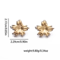 Zweifarbige florale Ohrstecker in Gold und Silber mit Größen- und Gewichtsangaben - Zweifarbiger Doppelblumen Stil (1046)