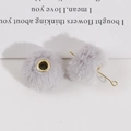 Grijze 20mm zachte pluche imitatiebont bal bedeltje met gouden lus voor DIY sieraden - Lichtgrijs