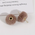 Bruine pluche pompon kralen met gouden metalen oogjes voor DIY sieraden maken - Donker Koffie