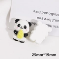 Vista dettagliata fronte e retro di ciondoli panda in resina da 25mm per fai-da-te - Panda con Germoglio di Bamboo