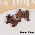 Gedetailleerde macro-opname van 20mmx30mm houten kattenknoppen met twee gaten voor DIY-werk - Donkere Katvorm