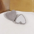 Accessorio cuore in tessuto peluche a righe grigie per fermagli e gioielli fai-da-te - Grigio