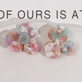 Bunte marmorierte Acetat-Blumenanhänger für DIY-Ohrringe und Haarschmuck-Zubehör - bunt
