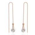 Dettaglio di orecchini a catenella in oro rosa con zirconi cubici lucidi in montatura minimal - Oro Rosa (E683)