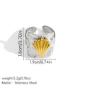 Details zu Größe und Gewicht für einen Edelstahlring mit Hammerschlag und Goldmuschel - Gehämmerter Jakobsmuschel Kontrast Offener Ring (JDR2507121-18)