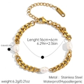 Detail van 18K vergulde roestvrijstalen Cubaanse ketting met parels en afmetingen - Cubaanse Ketting Met Drie Parels (JDB2509193)
