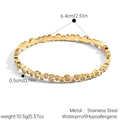 Détail d'un bracelet en acier inoxydable plaqué or 18 carats avec oxydes de zirconium - Style Anneau Flottant (JDB2509132)