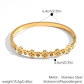 Vue macro du bracelet trèfle en acier inoxydable plaqué or 18 carats avec dimensions - Style Trèfle Relié (JDB2509133)
