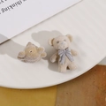 Ciondolo orsetto floccato beige con fiocco grigio per gioielli fai-da-te e artigianato - Orso Marrone (Mezzo Foro)