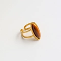 Anillo vintage de acero dorado con piedra ojo de tigre ovalada y diseño ajustable - Estilo Hilo Fino Doble Capa Ojo de Tigre Ovalado