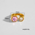 Détail montrant la largeur de 23mm et la hauteur de 10mm de la bague en or - Style Bicolore Hexagone Rose Et Blanc (329)