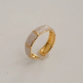 Bague soleil dorée ajustable avec émail marbré crème et design style bambou - Ouvert Réglable / Texture de Bambou en Marbre Crème (159) / Or