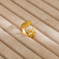 Detailed close-up of golden adjustable ring with seashell and starfish oceanic charms - Gold Scallop Starfish Ocean Style (23)