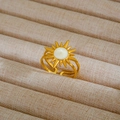 Anello a sole in acciaio inossidabile dorato con smalto bianco e fascia a doppio strato - Stile Sole Aperto (255) / Oro