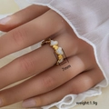 Anillo de corazón de acero inoxidable bañado en oro de 18K con esmalte blanco, 7mm - Estilo de Banda de Nácar de Corazón Hueco