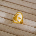 Anello vintage dorato con inserto in madreperla a forma di luna e stella - Stile Stella Luna Vintage (256) / Oro
