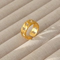 Anello aperto dorato con maglia cubana e raffinata finitura opaca da donna - Stile Catena Piatta Cubana (210) / Oro