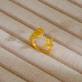 Anello dorato regolabile stile oceano con motivo dettagliato di conchiglia e stella marina - Stile Stella Marina e Conchiglia (300) / Oro