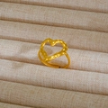 Anello dorato a forma di cuore con texture martellata vintage e fascia aperta regolabile - Stile Cuore Traforato Martellato (311)
