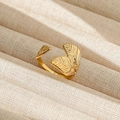 Anillo ajustable de acero inoxidable dorado con texturas detalladas de hojas - Abierto Ajustable / Estilo de Hoja Texturizada (188) / Dorado