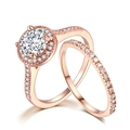 Klassieke roségouden bruidsringset met micro-pave zirkonia en ronde halo-centrale steen - 4 / 2-Delige Set Witte Steen / Roségoud