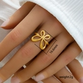 Anillo ajustable de mariposa dorada en acero de titanio, 16,6 mm de diámetro y 2g de peso - Abierto Ajustable / Estilo Mariposa Calada (297)