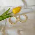 Classic 5MM thick golden hollow hoop earrings with 925 silver needles on white fabric - 4cm / Gold