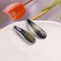 Macro shot of green water-drop glass beads with vertical leaf texture on ceramic tray - 122# Light Black