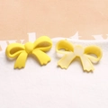 Nœud en résine jaune mat pour bijoux DIY, vue avant et arrière pour loisirs créatifs - Jaune