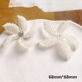 Dettaglio di ciondoli a fiore in perle fatti a mano con strass, dimensione 68 mm - Stile Fiore in Perla e Strass (36#)