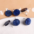 Boucles d'oreilles rondes en acrylique bleu foncé avec motif de marbre vintage - Bleu Sable Mouvant Brillant