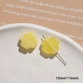 Yellow four-leaf clover resin bead for DIY jewelry making with 15mm size - Flower Style