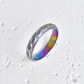Bague torsadée en acier inoxydable avec extérieur texturé et intérieur arc-en-ciel - US 6 / Coloré