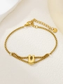 Detail van vergulde roestvrijstalen boxketting armband met U-hanger en S-stalen label - Goud U