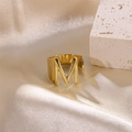 Bague ouverte en acier inoxydable doré minimaliste ornée d'une grande lettre M - Lettre M Or