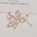Detailed macro of tulip petal acrylic beads with pink AB iridescent finish for jewelry - Pink Leaf Style (1 Piece)
