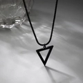 Collar minimalista de acero inoxidable negro con colgante de triángulo hueco y cuentas - Negro
