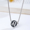 Collana minimalista in acciaio argento con ciondolo segno Leone nero e catena a sfere - Leone / Catena a Perle in Acciaio Inossidabile / Argento