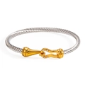 Zweifarbiges gedrehtes Kabelarmband mit goldenem Hufeisenverschluss und Zirkon - Silbernes Kabel Gold Hufeisen (szgss128sg)