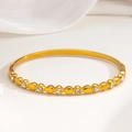 Elegante brazalete dorado con diseños de gota y cristales redondos brillantes - Estilo Gota de Agua Strass (036)