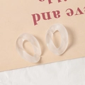 Vue macro d'anneaux ouverts en acrylique dépoli translucide pour bijoux DIY personnalisés - Blanc Crème (5035847707158)