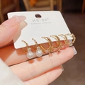 Elegante zesdelige gouden oorbellen set met parels en kwastjes op displaykaarten - Kwastje Kunstparel Stijl (Nr. 33) / 3 paar set / Goud