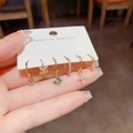 Detail von sechs vergoldeten Ohrsteckern mit Zirkon-Schmetterling und Kreuz-Anhängern - Zirkonia-Kreuz-Schmetterling 6-teiliges Set (31#) / Gold