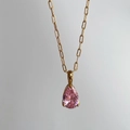 18k gold plated stainless steel necklace with pink pear-cut zircon and rectangular links - October